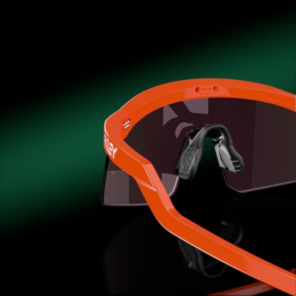 Oakley Hydra Neon Orange With Prizm Sapphire Lenses