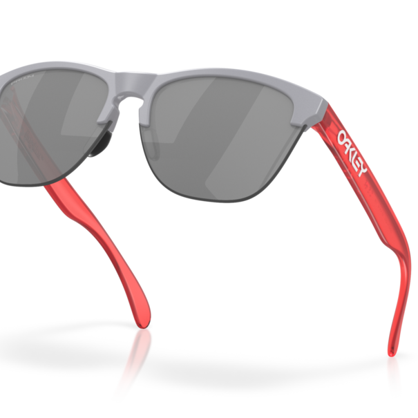 Oakley Sunglasses Frogskins Lite Matte Fog With Prizm Black Lenses