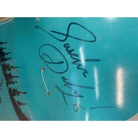 SIGNED Peanuts Pigeon Sascha / Blue 8.5