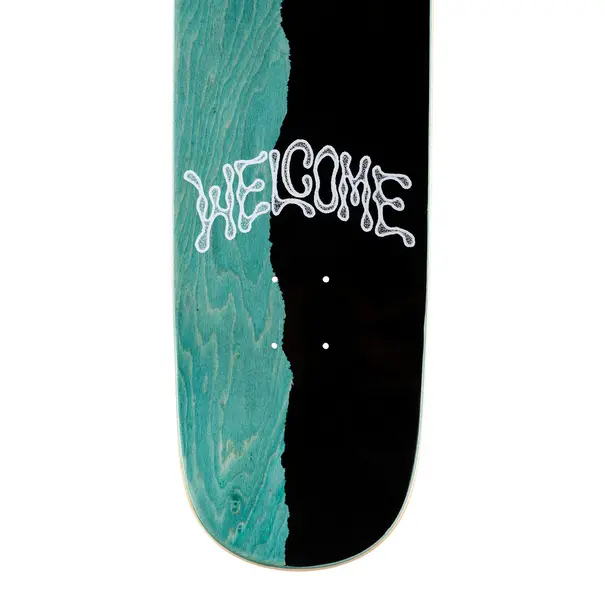 Welcome Futbol on Son of Moontrimmer White / 8.25