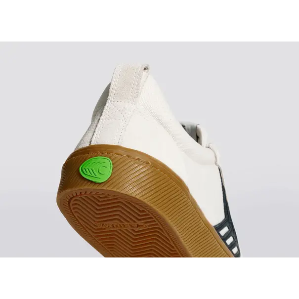 Cariuma Catiba Pro - Vintage White Suede
