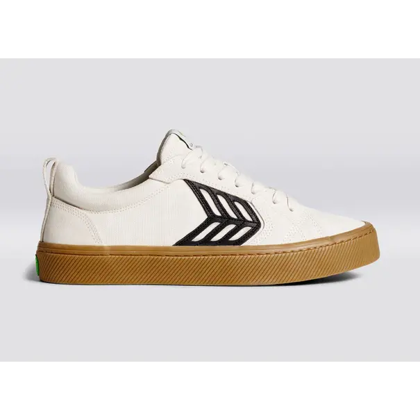 Cariuma Catiba Pro - Vintage White Suede