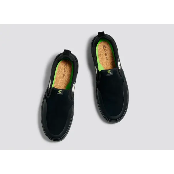 Cariuma Slip On Pro - Black/Ivory