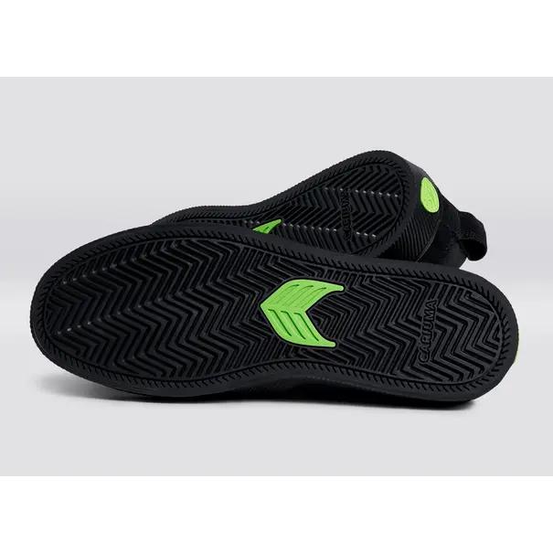 Cariuma Slip On Pro - Black/Ivory