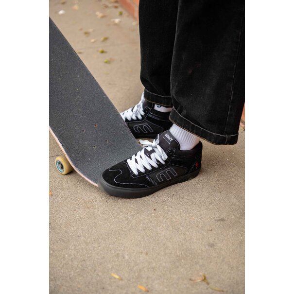 Etnies Footwear Windorw Vulc Mid x Jenny / Black