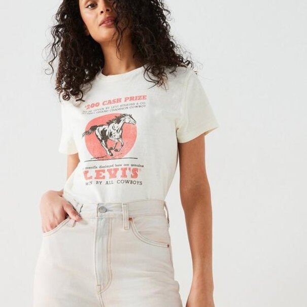 Levi Strauss & Co. Classic Graphic Tee / Cash Prize