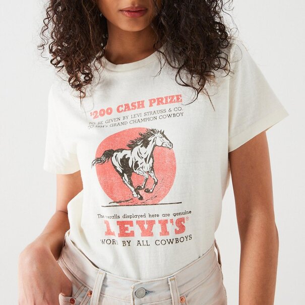 Levi Strauss & Co. Classic Graphic Tee / Cash Prize