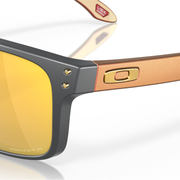 Oakley Sunglasses Holbrook Matte Carbon With Prizm 24K Polarized Lenses