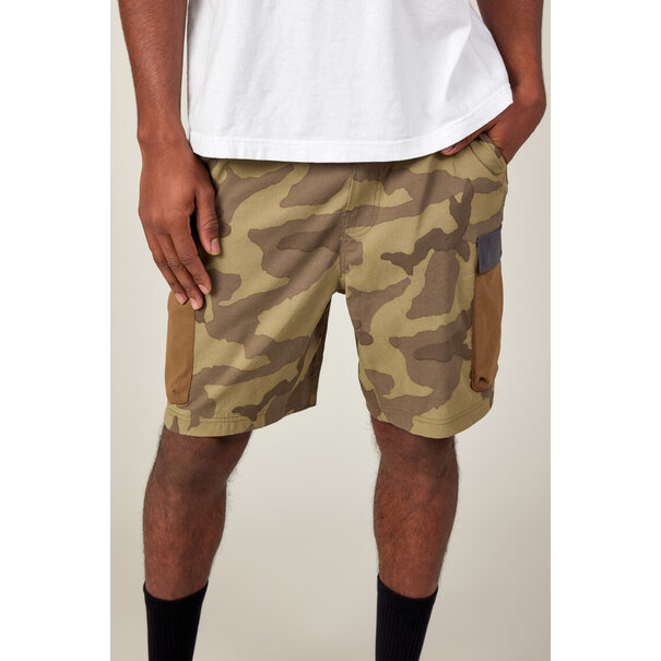 686 Mens Traveler Featherlight Cargo Shorts - 8" Inseam Sage Camo Colorblock