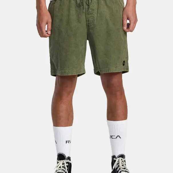 RVCA ESCAPE ELASTIC WAIST CORDUROY SHORTS 17"”