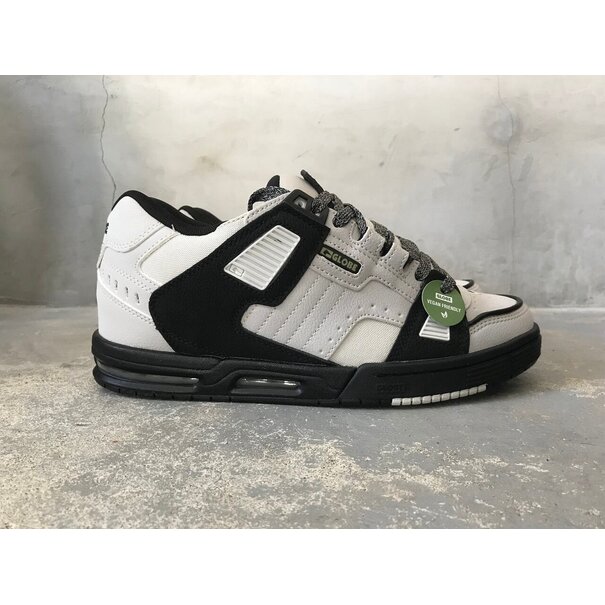 Globe Shoes and Skateboards Sabre Black Alloy 10
