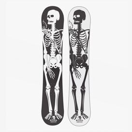 Skull Skates Snowboard