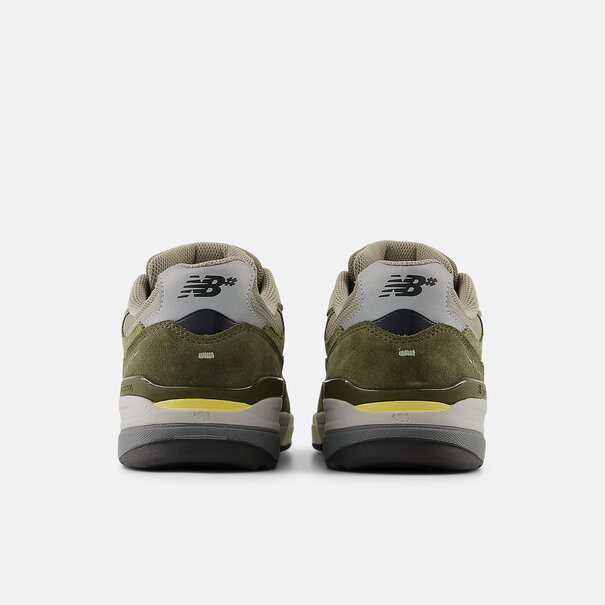 NEW BALANCE NB Numeric Andrew Reynolds 933-Olivine w/ Dark Olivine