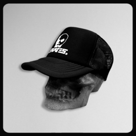 Skull Foam Mesh Trucker Cap Horse Logo-Black
