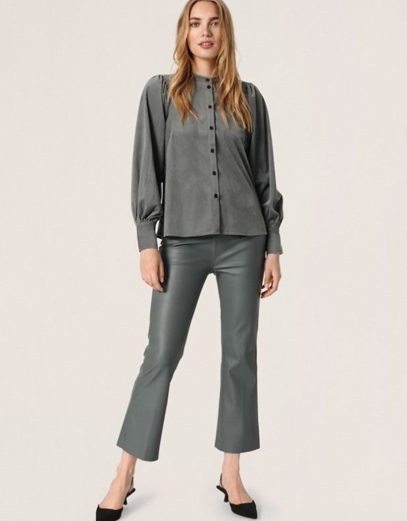 Soaked in Luxury Soaked in Luxury Blouse 'Ilia' Banded Collar Ribbed L/Slv
