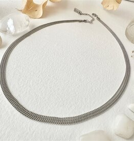 PIKA&BEAR 'Ariadne' Triple Layer Tiny Curb Chain Necklace