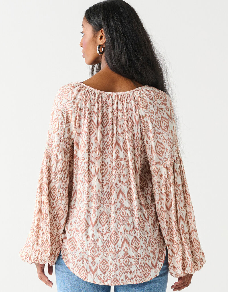 Enchanted Lace V-Neck Button Down Blouse – Dawn + Daisy