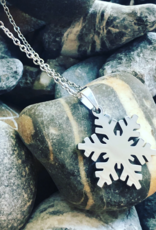Wonderland Wonderland Necklace 11N 'Elsa' Stainless Steel Snowflake Chain 2'24