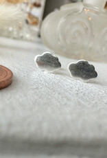 PIKA&BEAR 'Nephos' Tiny Cloud Stud Earrings