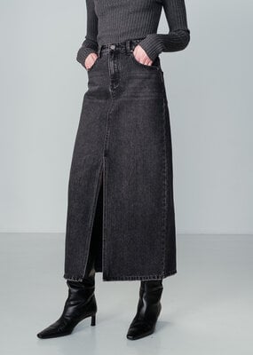 Grace & Mila 'Next' Denim Midi  Skirt w/Slit