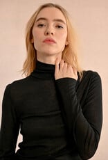 Molly Bracken 'Ramona' Lt Knitted Turtleneck