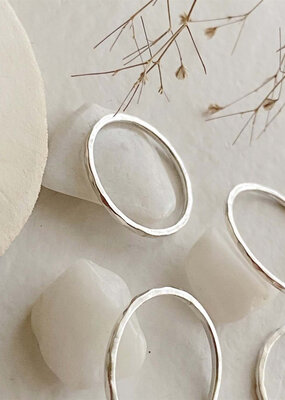 PIKA&BEAR 'Notches' Tiny Textured Ring
