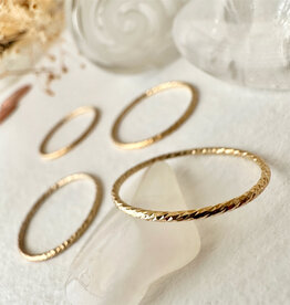 PIKA&BEAR 'Nicks' Tiny Textured Ring