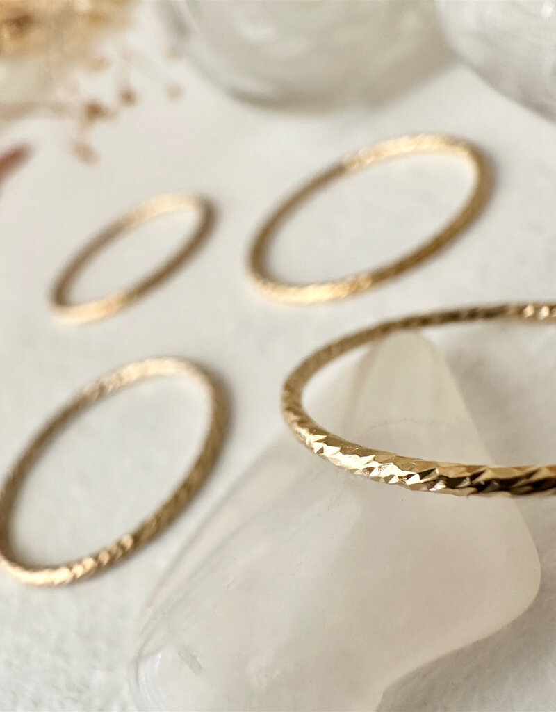 PIKA&BEAR 'Nicks' Tiny Textured Ring