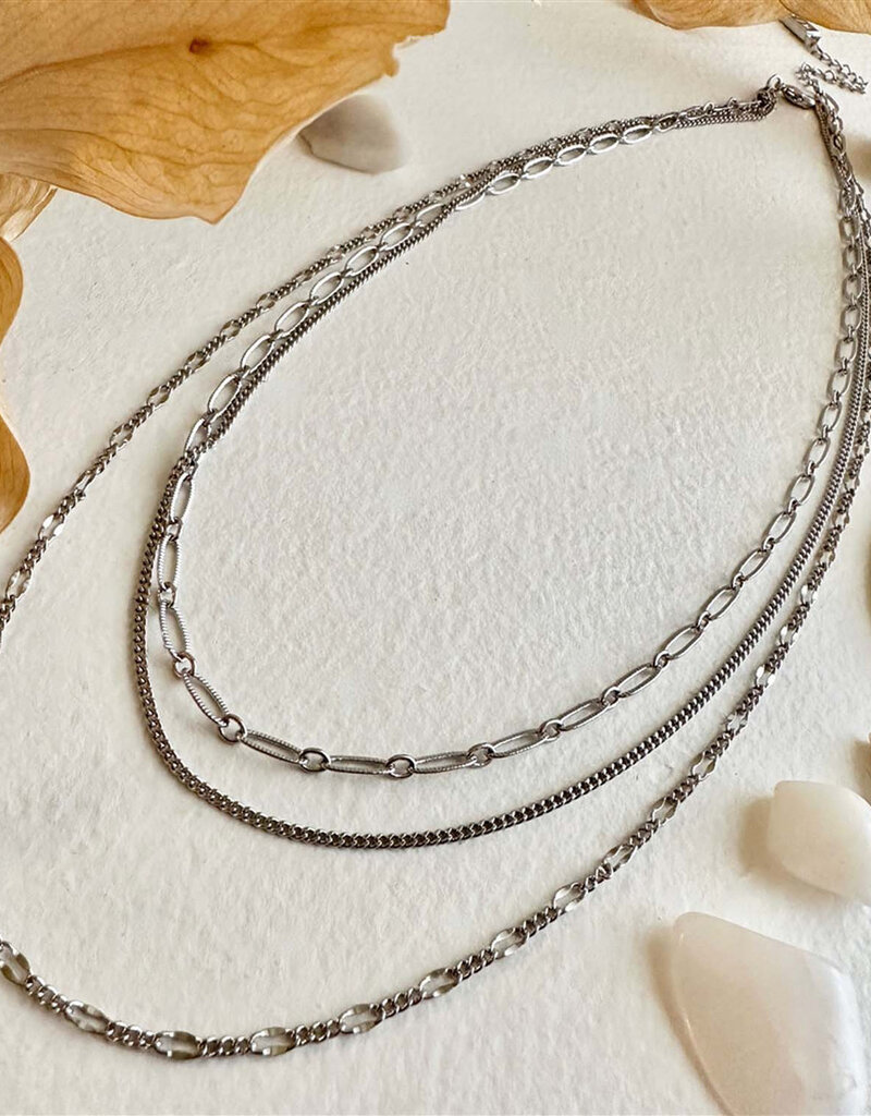 PIKA&BEAR 'Nanaimo' Triple Layer Textured Necklace