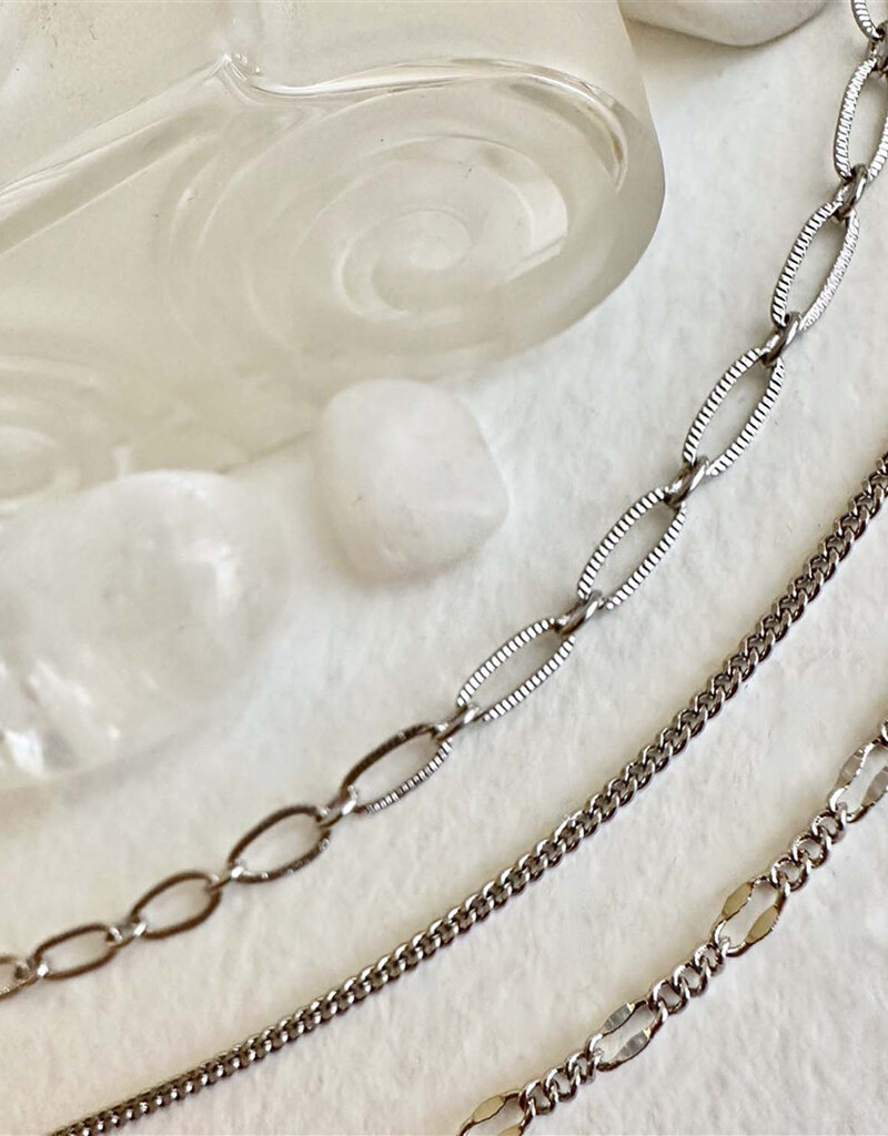 PIKA&BEAR 'Nanaimo' Triple Layer Textured Necklace