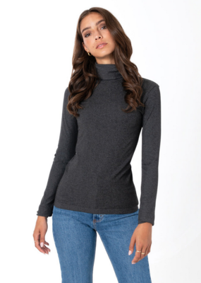 C'EST MOI 'Lia' Bamboo L/slv Turtleneck Top