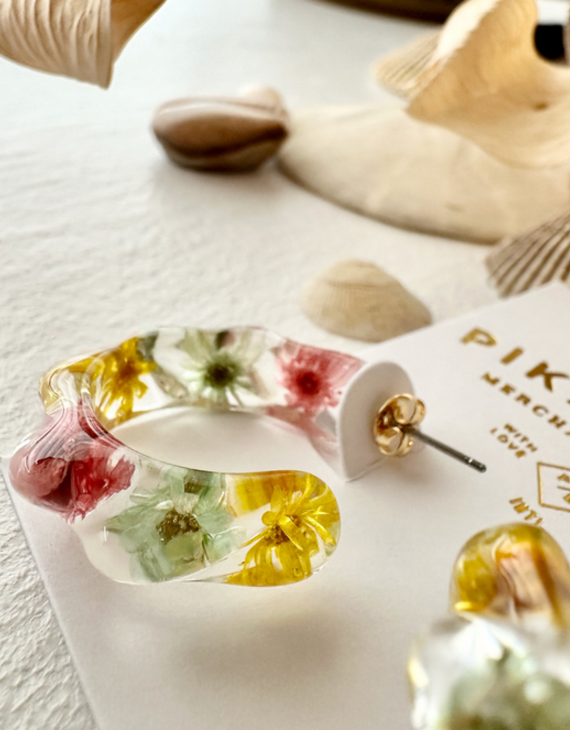 PIKA&BEAR 'Maypole' Hoop w/Dried Flowers Earrings