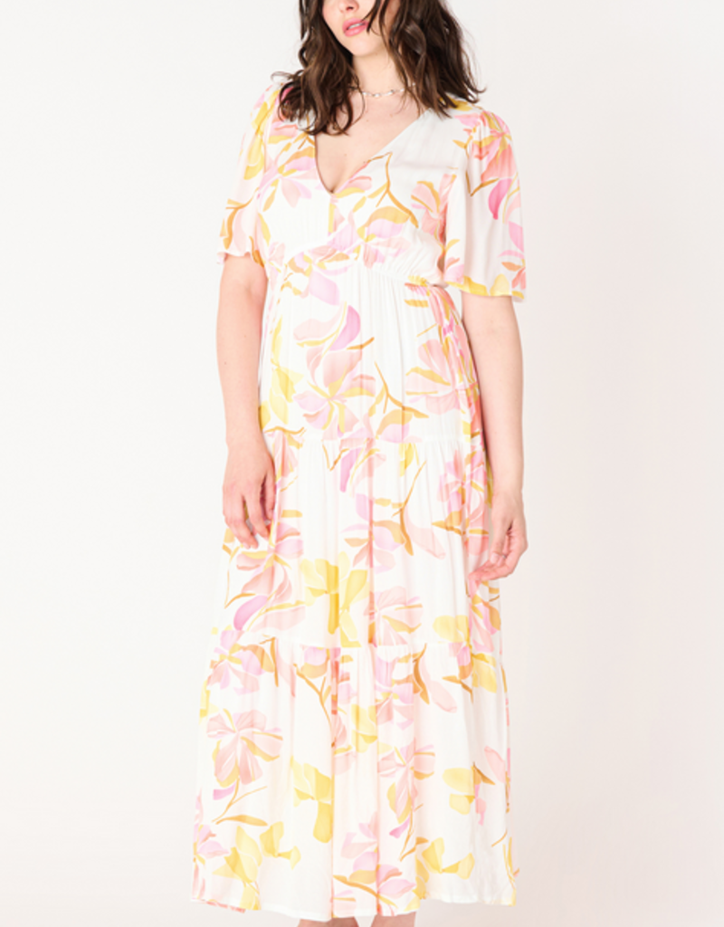 Black Tape 'Pippa' Flutter Slv Maxi Dress