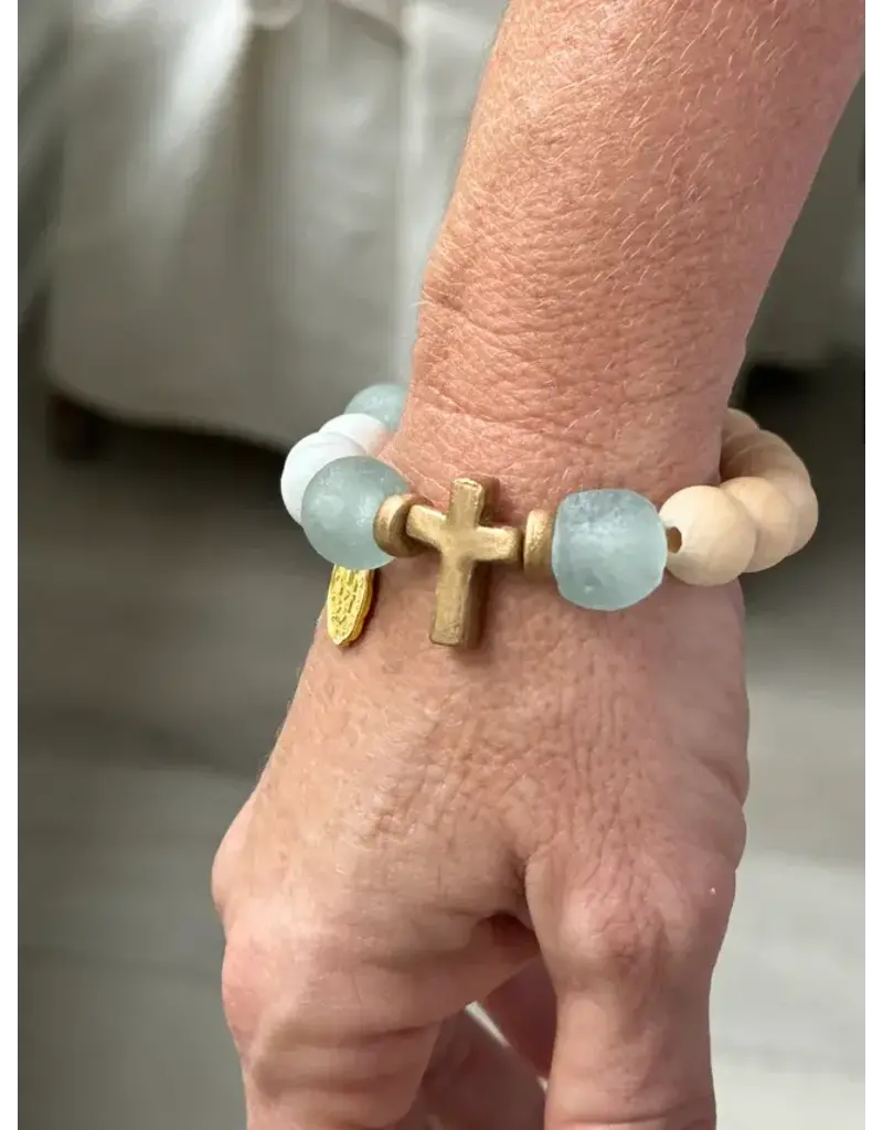 Be Still Prayer Space Light Blue Rosary Bracelet – Auspice Maria