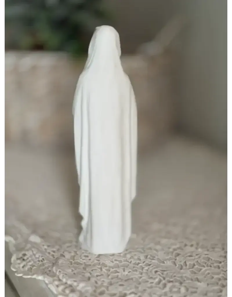 Be Still Prayer Space 3D Printed Praying Mary Statue, 7" | Be Still Prayer Space