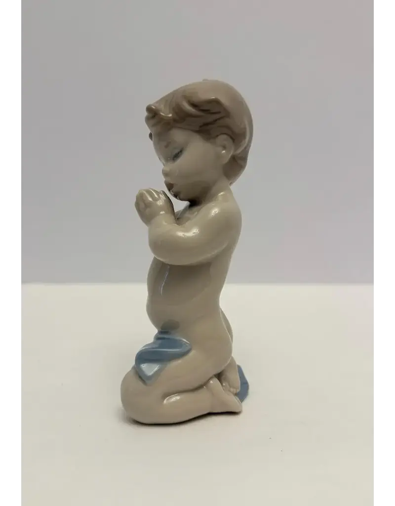 “A Child's Prayer” Lladró Porcelain Figurine