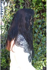 St. Stephen's Bookstore Brillante Spanish Mantilla Veil