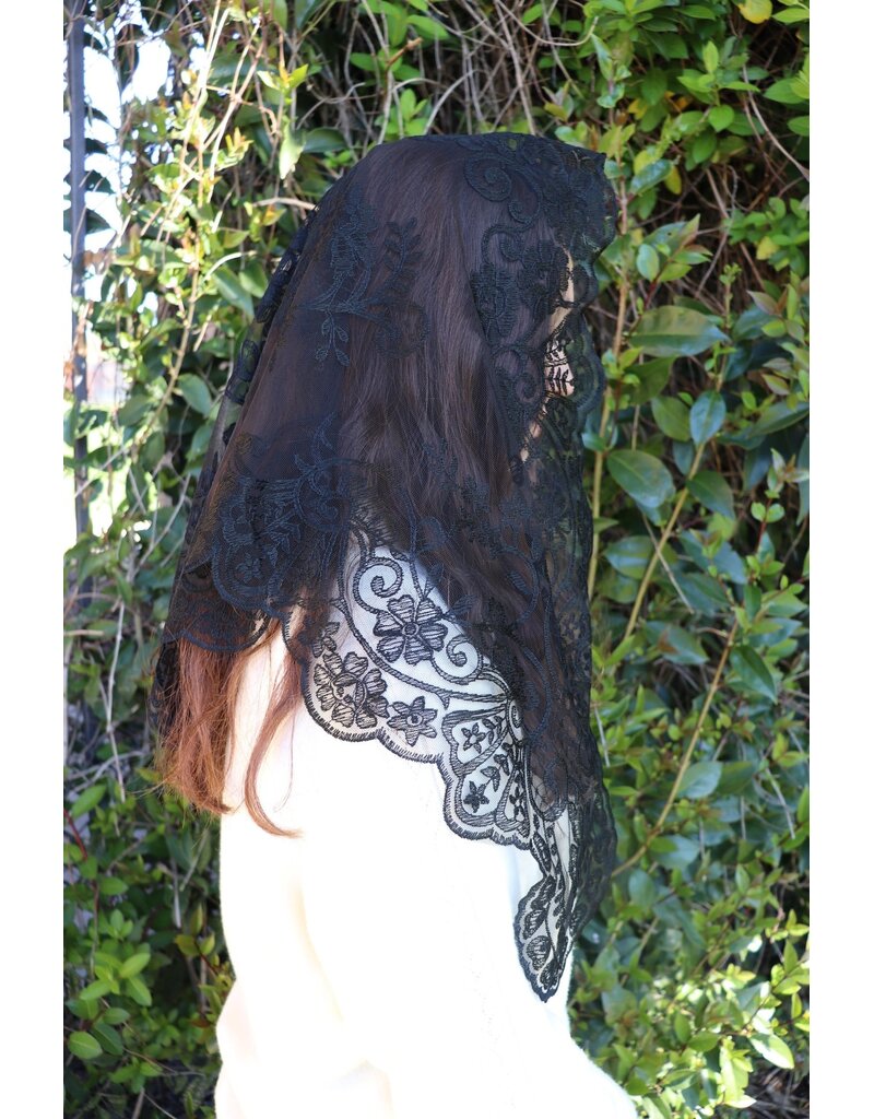St. Stephen's Bookstore Brillante Spanish Mantilla Veil