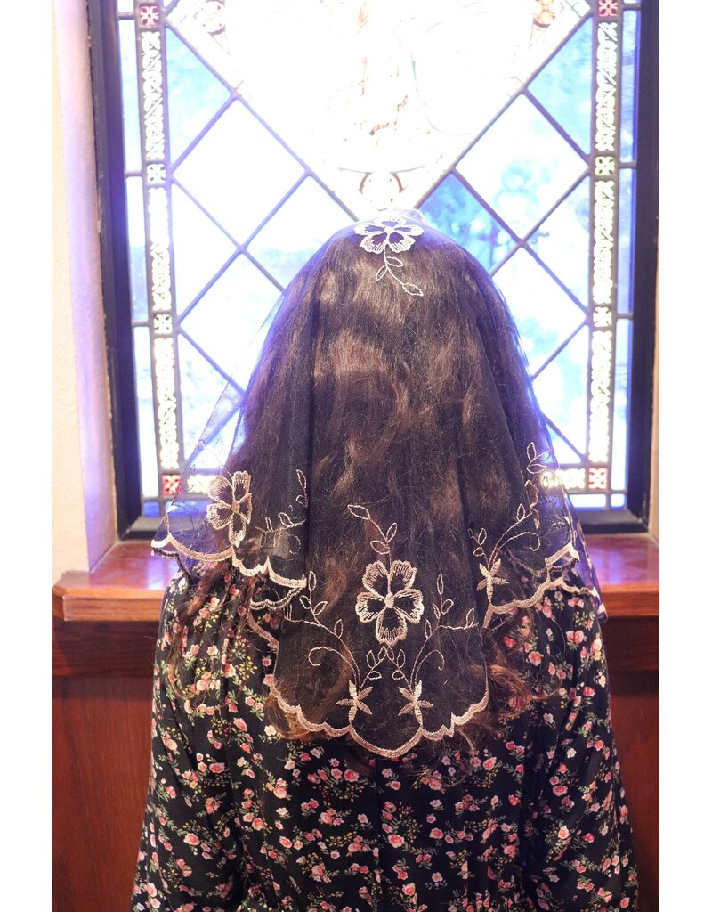 St. Stephen's Bookstore Spanish Mantilla Veil Rosa