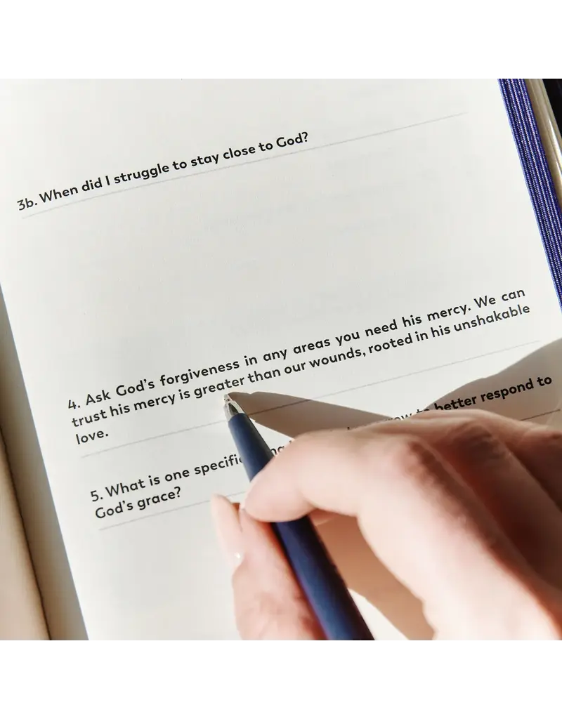 Ascension Press Crux: A Lenten Journey of Surrender Journal (2026)