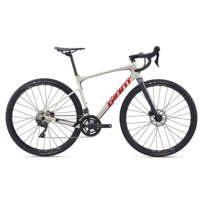 Giant Revolt Advanced 2 Bicycle 2020