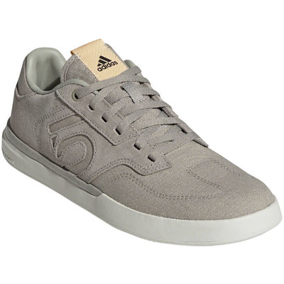 Five Ten Sleuth Women's Flat Shoe: Feather Gray/Sesame/Glow Orange 7.5