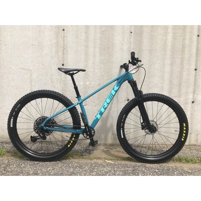 Pre-Owned Trek Roscoe 7 Mountain Bike 2021