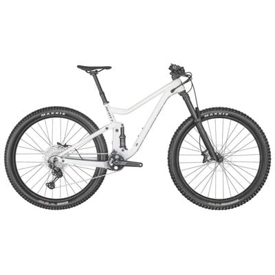 Scott Genius 940 Mountain Bike 2022 (Retail 3499.95 - Sale 2624.96) Sale price in store only.