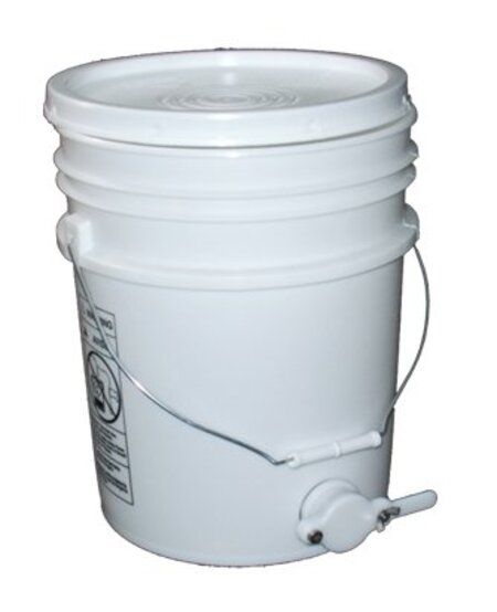 Honey Bottling Bucket w/ Gate