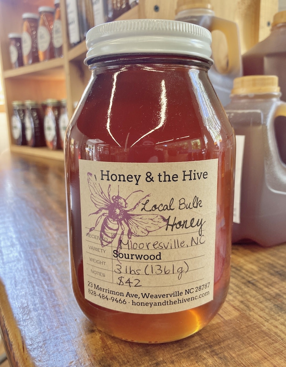 Local Sourwood Honey, 1 quart jar, 3 lbs. (1361g) Honey and the Hive