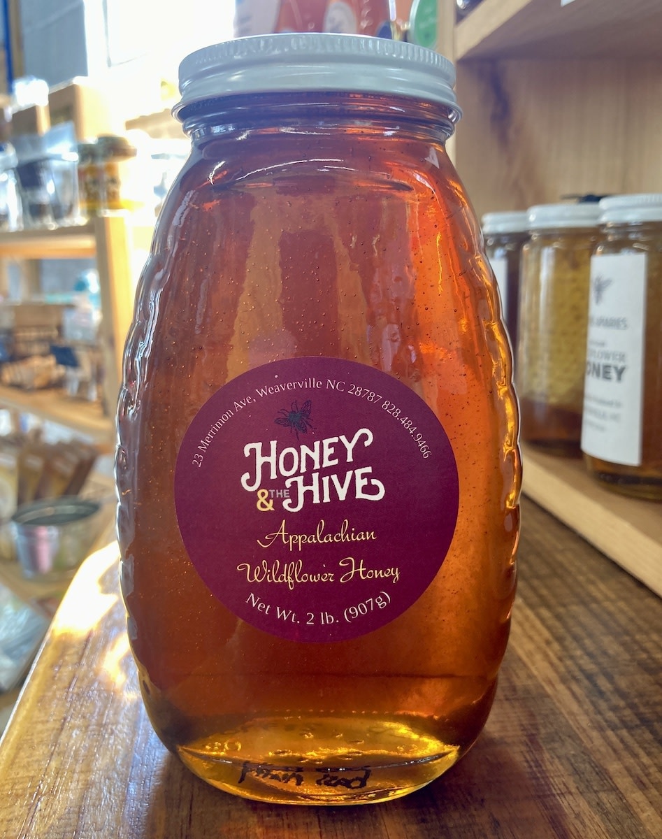 Honey & the Hive Local Appalachian Wildflower Honey, classic queenline jar 2 lbs (907 g)