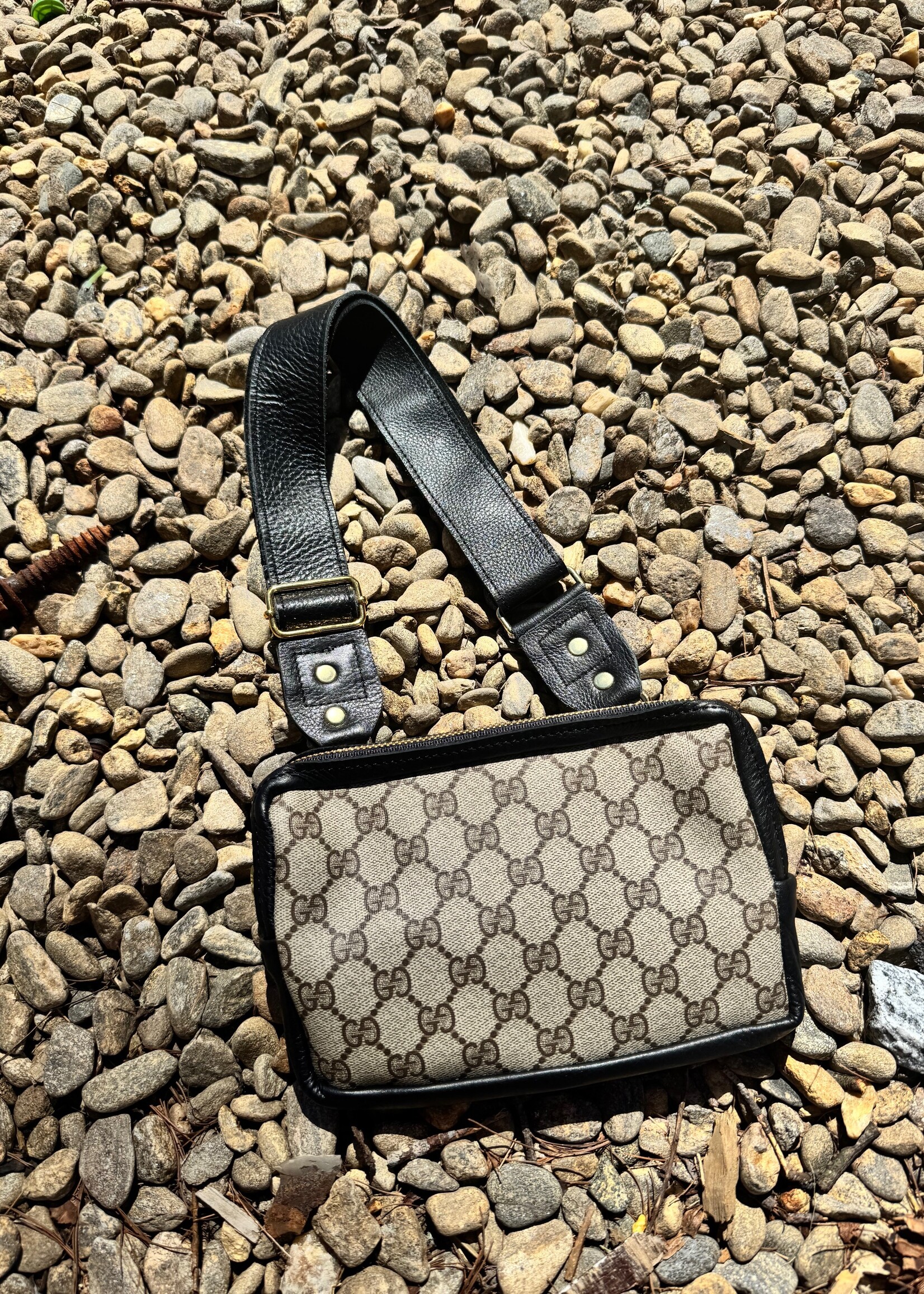 Bella Full Front Belt Bag