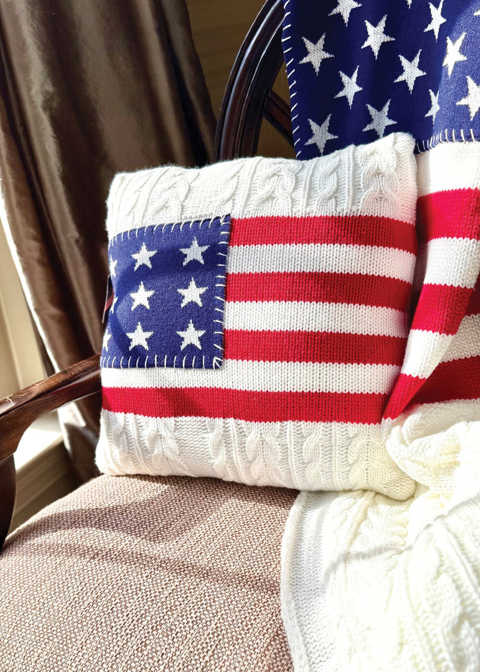 USA Flag Pillow (Cream OR Navy)