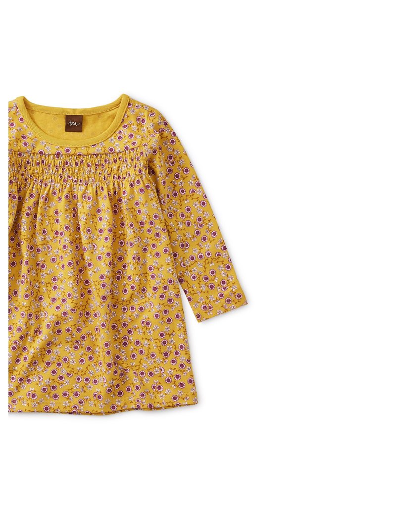 smocked tea
